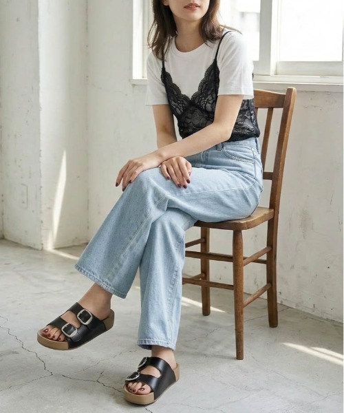 AMELY(エミリー)の「ダブルベルト 厚底サンダル(サンダル・レディース・ブラウン/シルバー/アイボリー/ブラック・40/39/38/37/36/35)」の16枚目の写真