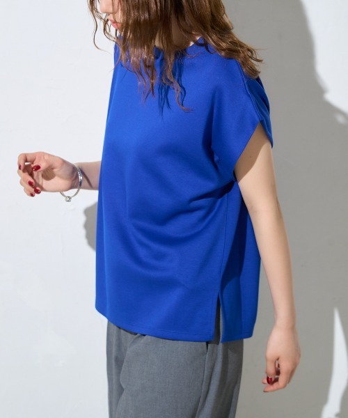 TRIANGLE PALETTE(トライアングルパレット)の「フレンチスリーブ ダンボールプルオーバー(Tシャツ/カットソー・レディース・ホワイト/テラコッタ/ブルー/ブラック/グレー・FREE)」の20枚目の写真