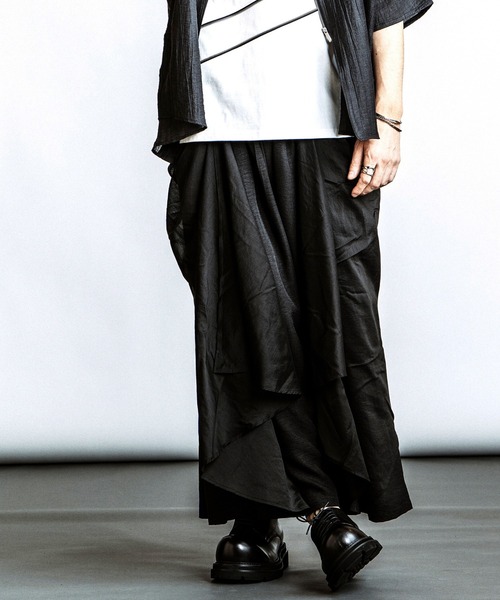 NO ID.（ノーアイディ）の「【NO ID.】Gather Baggy Drape Trousers / ギャザー バギー ドレープ トラウザーズ（その他パンツ・メンズ・その他23/ブラック・2/1）」の15枚目の写真