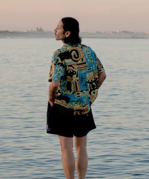 DEUS EX MACHINA(デウスエクスマキナ)の「FREAMON SHIRT(シャツ/ブラウス・メンズ・レッド/イエロー系・M/L)」の7枚目の写真
