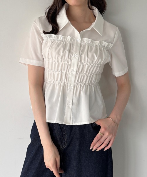 junoah(ジュノア)の「シャーリングトップス(シャツ/ブラウス・レディース・ライトブルー/ホワイト/ブラック・SMALL/LARGE/MEDIUM)」の12枚目の写真