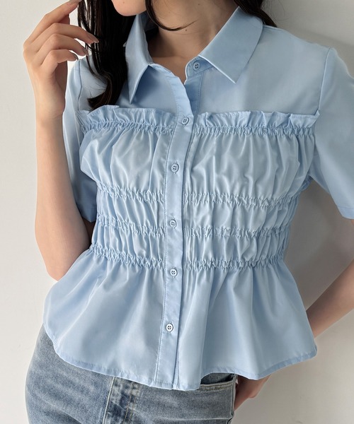 junoah(ジュノア)の「シャーリングトップス(シャツ/ブラウス・レディース・ライトブルー/ホワイト/ブラック・SMALL/LARGE/MEDIUM)」の8枚目の写真