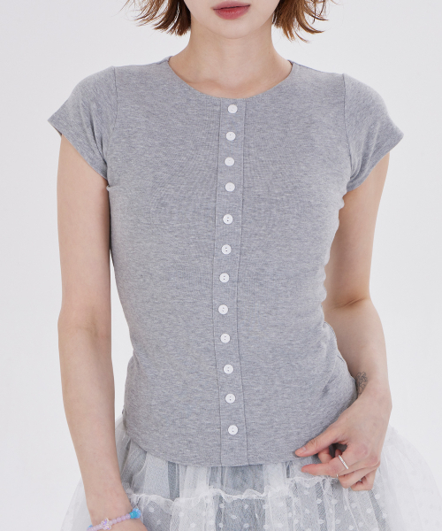 DYSFUNCT(ディスファンクト)の「BUTTON DETAIL CAP SLEEVES TOP(GRAY)(Tシャツ/カットソー・レディース・その他・FREE)」の3枚目の写真