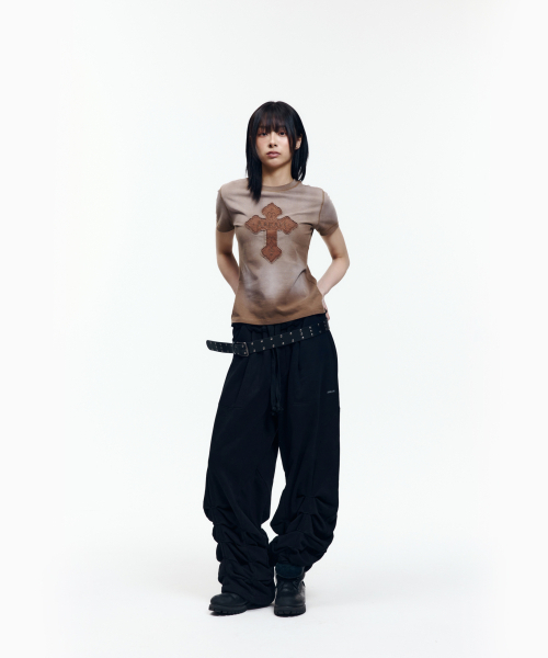 AAKAM(アーカム)の「Dust Fade CROS2 Half Top (Brown)(Tシャツ/カットソー・レディース・その他・1/2/3)」の8枚目の写真