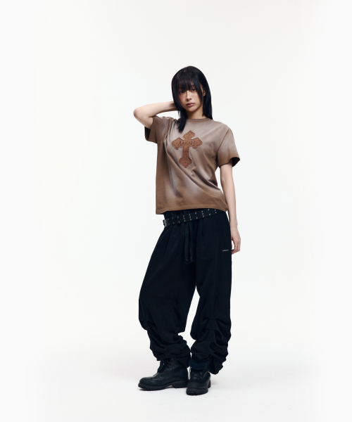 AAKAM(アーカム)の「Dust Fade CROS2 Half Top (Brown)(Tシャツ/カットソー・レディース・その他・1/2/3)」の9枚目の写真
