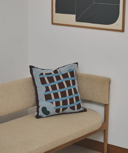 SAHIR(サヒール)の「【SAHIR サヒール】Cushioncover monyamonya(クッション/クッションカバー・レディース・ブラウン/ブルー・0)」の6枚目の写真