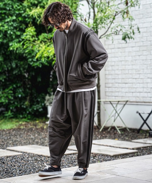 CAMBIO(カンビオ)の「mj11681- ストレッチラインテープブルゾン(CMB-R0227)(ブルゾン・メンズ・ブラック/チャコール/ネイビー・S/L/M)」の11枚目の写真
