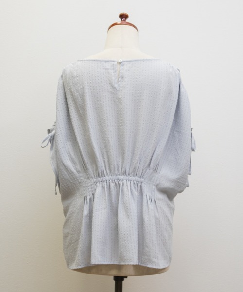 CLETTE(クレット)の「CLETTEオリジナルウエストピンタックブラウス(シャツ/ブラウス・レディース・オフホワイト/サックスブルー・4L/3L/LL)」の14枚目の写真