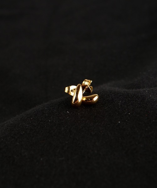 MIMILINE(ミミライン)の「しずくミニピアス(ピアス(両耳用)・レディース・ピンクゴールド/ゴールド/シルバー・FREE)」の11枚目の写真