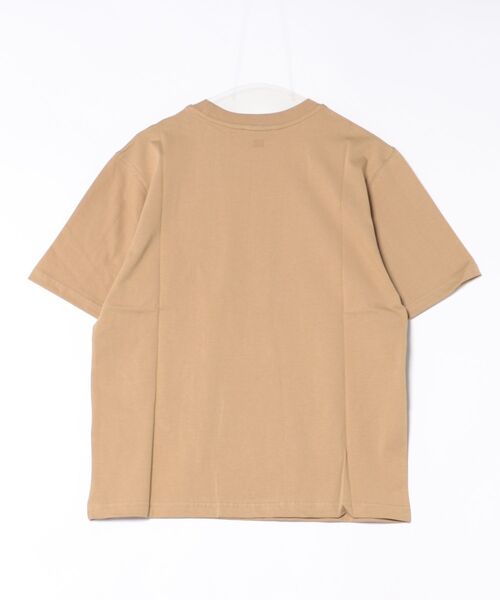 AMI Alexandre Mattiussi(アミアレクサンドルマテュッシ)の「【AMI PARIS】アミ パリス ヘビーコットンジャージー Ami De Coeur Tシャツ(Tシャツ/カットソー・レディース・ベージュ/アイボリー・S/L/M/XL)」の3枚目の写真