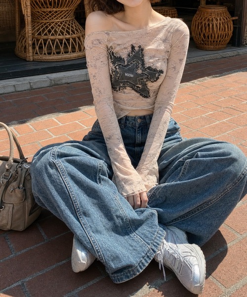 HOOK（フック）の「HOOK for girls　Y2Kグランジスターワッペンショート丈長袖トップス（Tシャツ/カットソー・レディース・ブルー/ベージュ・FREE）」の6枚目の写真