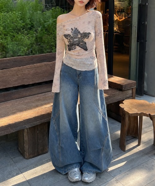 HOOK（フック）の「HOOK for girls　Y2Kグランジスターワッペンショート丈長袖トップス（Tシャツ/カットソー・レディース・ブルー/ベージュ・FREE）」の8枚目の写真