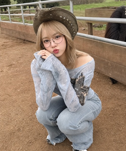 HOOK（フック）の「HOOK for girls　Y2Kグランジスターワッペンショート丈長袖トップス（Tシャツ/カットソー・レディース・ブルー/ベージュ・FREE）」の10枚目の写真