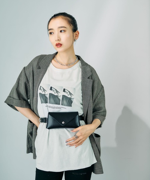 LEPSIM(レプシィム)の「フェイクレザーウエストポーチベルト 805733(ベルト・レディース・ブラック/ブラウン・ONE SIZE)」の3枚目の写真