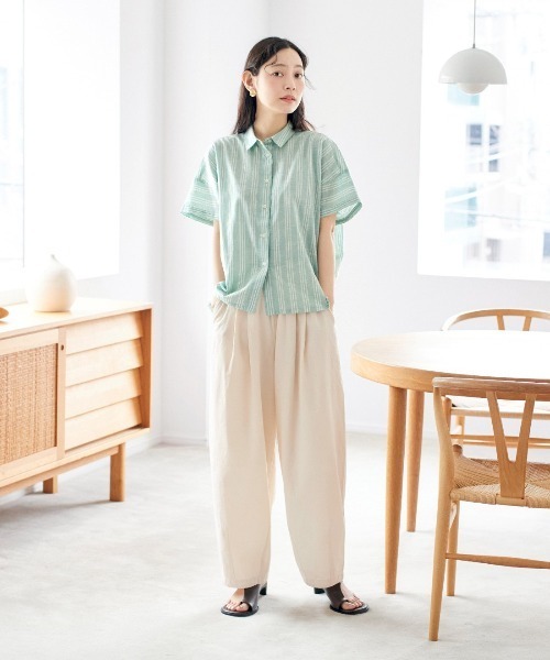 and myera（アンド マイラ）の「ａｎｄ　ｍｙｅｒａ　ミント色のストライプシャツ（シャツ/ブラウス・レディース・ミント・M/LL/L/S）」の11枚目の写真