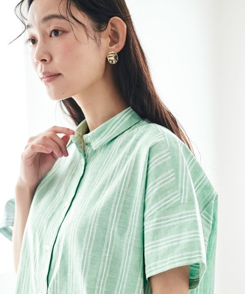 and myera（アンド マイラ）の「ａｎｄ　ｍｙｅｒａ　ミント色のストライプシャツ（シャツ/ブラウス・レディース・ミント・M/LL/L/S）」の4枚目の写真