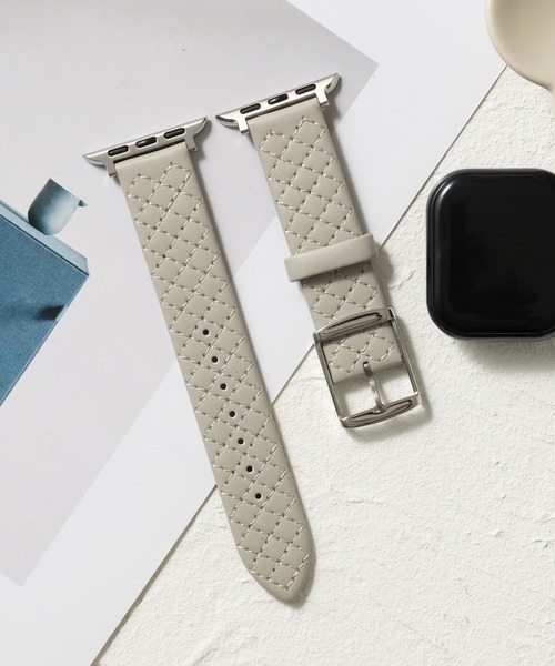 emonique(エモニーク)の「PUレザー アップルウォッチバンド Apple Watch バンド【38mm/40mm/41mm 対応】(デジタル腕時計・レディース・ピンク/ブラック/ホワイト/ライトグレー/ライトパープル・38)」の3枚目の写真