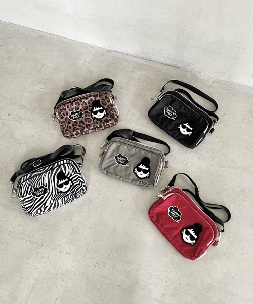 HAPPY FACE(ハッピーフェイス)の「エマ3F刺繍ショルダー ゼブラ(ショルダーバッグ・レディース・ゼブラ・ONE SIZE)」の6枚目の写真