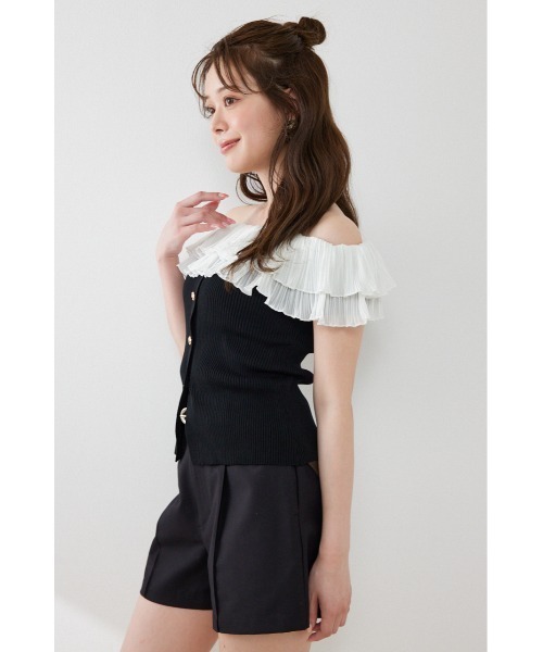 rienda(リエンダ)の「プリーツレースオフショルノースリニットトップス 夏服 秋服(ニット/セーター・レディース・ベージュ/ブラック/ホワイト・FREE)」の4枚目の写真