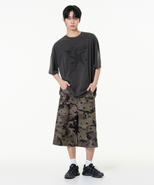 MOZMOZ(モズモズ)の「オフプリントピグメントオーバーサイズ半袖Tシャツチャコール(Tシャツ/カットソー・レディース・その他・1/2/3)」の4枚目の写真
