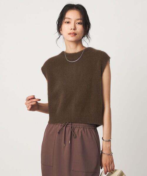 green label relaxing(グリーンレーベルリラクシング)の「ヘアリー 2WAY ニット ベスト(ベスト・レディース・グレー/ベージュ/ダークブラウン・FREE)」の15枚目の写真