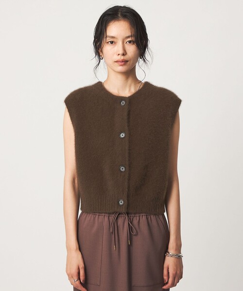 green label relaxing(グリーンレーベルリラクシング)の「ヘアリー 2WAY ニット ベスト(ベスト・レディース・グレー/ベージュ/ダークブラウン・FREE)」の6枚目の写真