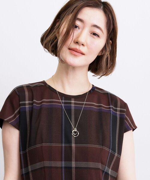 grove(グローブ)の「ビジューリングY字2wayネックレス(ネックレス・レディース・シルバー/ゴールド/ピンクゴールド・00)」の5枚目の写真