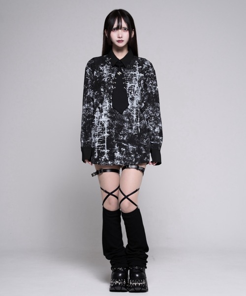 REFLEM(レフレム)の「『REFLEM/レフレム』ピアスネクタイ付きプリントシャツ(シャツ/ブラウス・レディース・ホワイト/ブラック・FREE)」の11枚目の写真