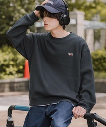 PENNEYS（ぺニーズ）の「PENNEYS ぺニーズ 別注コラボ オーバーサイズ裏起毛ワンポイントロゴワッペン刺繍スウェット クルーネック長袖トレーナー（スウェット）」