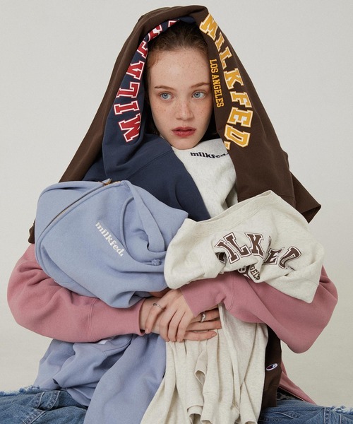 MILKFED.(ミルクフェド)の「MILKFED×CHAMPION LS TEE(Tシャツ/カットソー・レディース・ネイビー/ブラウン/オートミール/ブラック・M/L)」の8枚目の写真