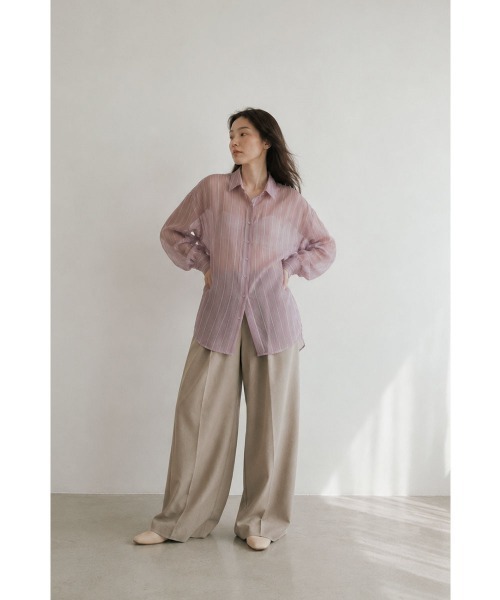 marjour（マージュール）の「COOLTONE STRIPE SHIRT（シャツ/ブラウス・レディース・ブルー/パープル・M）」の15枚目の写真