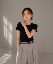 クルーネックTシャツ