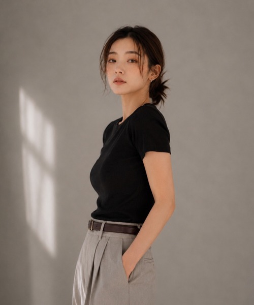 United store(ユナイテッドストア)の「クルーネックTシャツ(Tシャツ/カットソー・レディース・ブラウン/グレー/ブラック・FREE)」の11枚目の写真