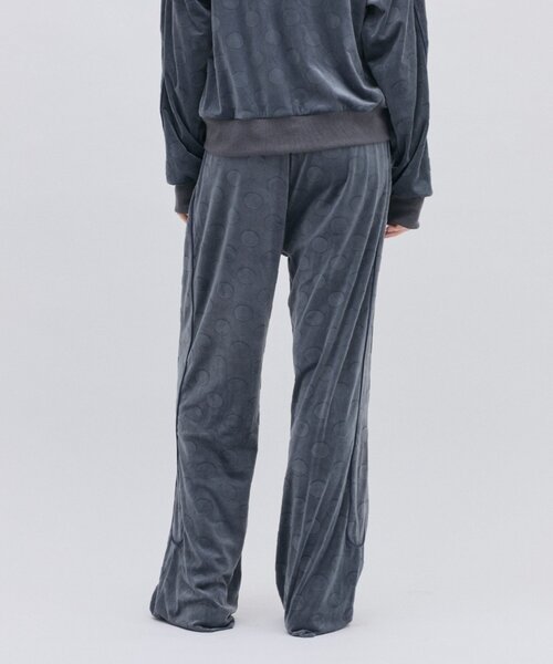 FILA(フィラ)の「【FILA別注】ドットベロアパンツ(その他パンツ・レディース・ベージュ/チャコールグレー・MEDIUM/LARGE)」の18枚目の写真
