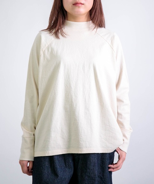 D.M.G.（ドミンゴ）の「[D.M.G. / ディーエムジー] BD天竺 ラグランロングTシャツ（Tシャツ/カットソー・レディース・キナリ/ホワイト/ベージュ/ブラウン/レッド/ブルー・FREE）」の2枚目の写真