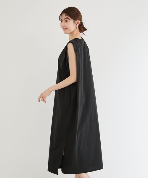 Jayro（ジャイロ）の「肩タック使いロングワンピース（ワンピース・レディース・ブラウン/ブラック/ブルー系その他2・M）」の8枚目の写真