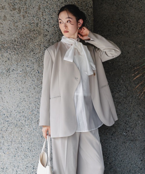 Callarus(カラルス)の「【セットアップ】アシメデザインカラーレスジャケットパンツセットアップスーツ〔Callarus〕(セットアップ・レディース・グレイッシュベージュ/ブラック・S/L/M/3L/LL)」の8枚目の写真