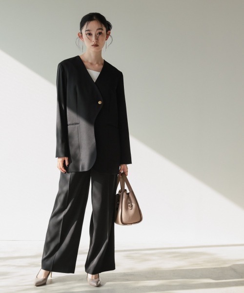 Callarus(カラルス)の「【セットアップ】アシメデザインカラーレスジャケットパンツセットアップスーツ〔Callarus〕(セットアップ・レディース・グレイッシュベージュ/ブラック・S/L/M/3L/LL)」の18枚目の写真