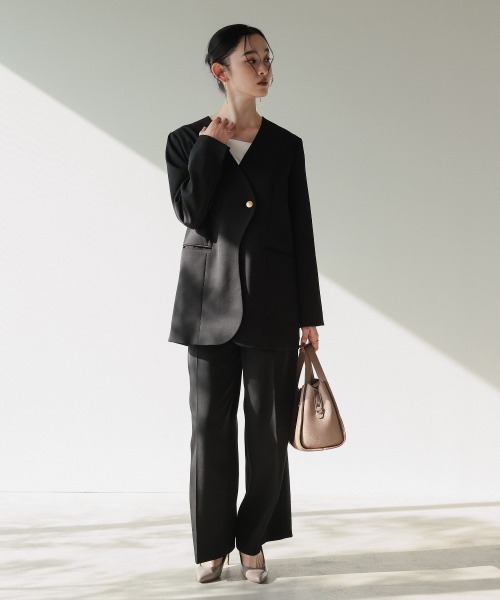 Callarus(カラルス)の「【セットアップ】アシメデザインカラーレスジャケットパンツセットアップスーツ〔Callarus〕(セットアップ・レディース・グレイッシュベージュ/ブラック・S/L/M/3L/LL)」の19枚目の写真