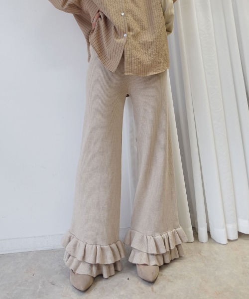 CORNERS(コーナーズ)の「裾フリルリブニットパンツ(その他パンツ・レディース・チャコールグレー/ベージュ/ブラウン/ブラック・M)」の12枚目の写真