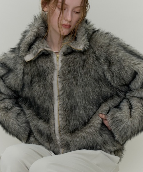 Plumel（プルメル）の「Fox Like Fur Blouson / フォックスライクファーブルゾン（その他アウター・レディース・グレー/ベージュ/アイボリー・MEDIUM）」の10枚目の写真
