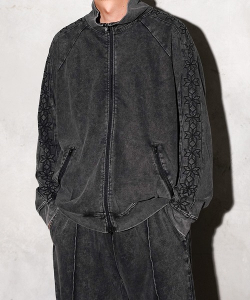 SUNNY SPORTS(サニースポーツ)の「SUNNY SPORTS / サニースポーツ VALERO STAR TRACK JACKET バレロスター トラックジャケット(ブルゾン・メンズ・ブラック・LARGE)」の1枚目の写真