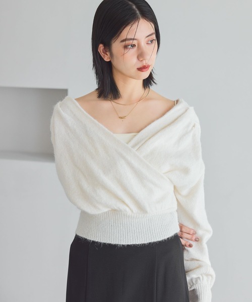 mysty woman(ミスティウーマン)の「ヘアリーカシュクールニット 1093208(ニット/セーター・レディース・グレー/ブラック/アイボリー・FREE)」の1枚目の写真