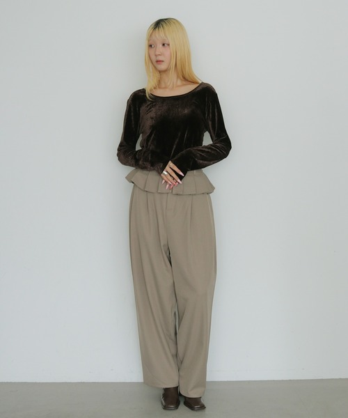 cheriella(シェリエラ)の「【cheriella】レイヤードフリルタックパンツ LAYERED FRILL TUCK PANTS(チノパンツ・レディース・グレイッシュベージュ/チャコールグレー/ブラック/ブラウン・FREE)」の10枚目の写真