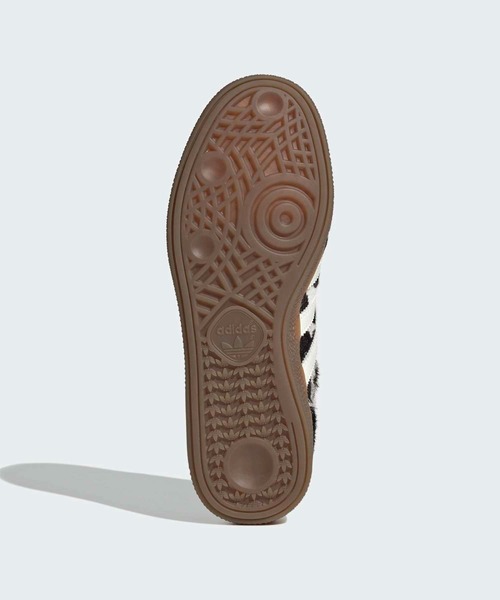 adidas（アディダス）の「ハンドボール スペツィアル / HANDBALL SPEZIAL / アディダスオリジナルス adidas Originals（スニーカー・レディース・ブラック・22.5cm/22.0cm/25.5cm/25.0cm/24.5cm/24.0cm/23.5cm/23.0cm/27.5cm/27.0cm/26.5cm/26.0cm/29.0cm/28.5cm/28.0cm）」の3枚目の写真