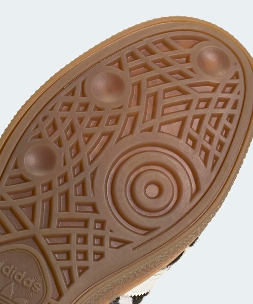 adidas（アディダス）の「ハンドボール スペツィアル / HANDBALL SPEZIAL / アディダスオリジナルス adidas Originals（スニーカー・レディース・ブラック・22.5cm/22.0cm/25.5cm/25.0cm/24.5cm/24.0cm/23.5cm/23.0cm/27.5cm/27.0cm/26.5cm/26.0cm/29.0cm/28.5cm/28.0cm）」の8枚目の写真