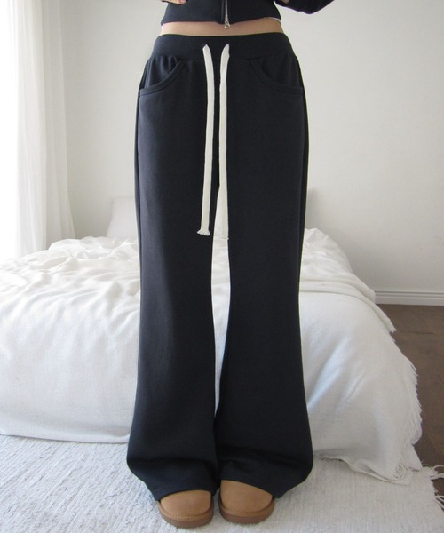 modimood（モディムード）の「MOMU [MADE] ヴィンテージトレーニングスウェットパンツ（スウェットパンツ・レディース・ネイビー/ピンク/チャコール・FREE）」の3枚目の写真
