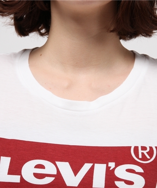 Levi's（リーバイス）の「Levi's/リーバイス バットウィングロゴTシャツ （レディースモデル）（Tシャツ/カットソー・レディース・マルチ・MEDIUM/SMALL/LARGE/X-SMALL/XX-SMALL/XL）」の2枚目の写真