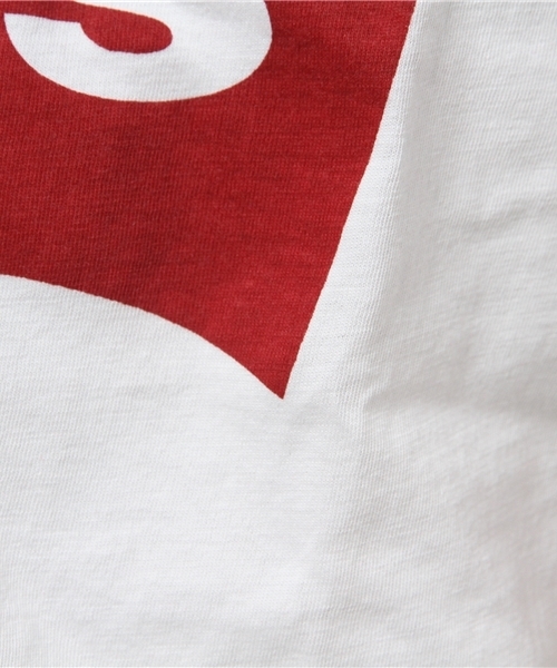 Levi's（リーバイス）の「Levi's/リーバイス バットウィングロゴTシャツ （レディースモデル）（Tシャツ/カットソー・レディース・マルチ・MEDIUM/SMALL/LARGE/X-SMALL/XX-SMALL/XL）」の6枚目の写真