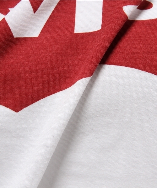 Levi's（リーバイス）の「Levi's/リーバイス バットウィングロゴTシャツ （レディースモデル）（Tシャツ/カットソー・レディース・マルチ・MEDIUM/SMALL/LARGE/X-SMALL/XX-SMALL/XL）」の11枚目の写真